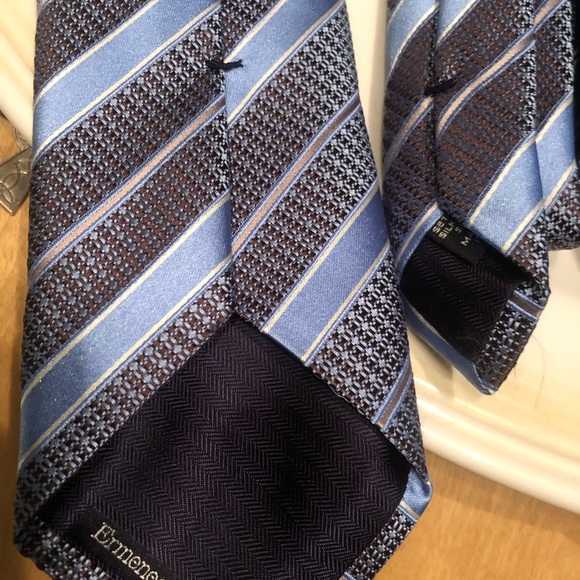 2 Zegna Ties EUC - Picture 2 of 3